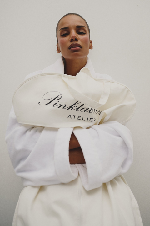 LA ROBE