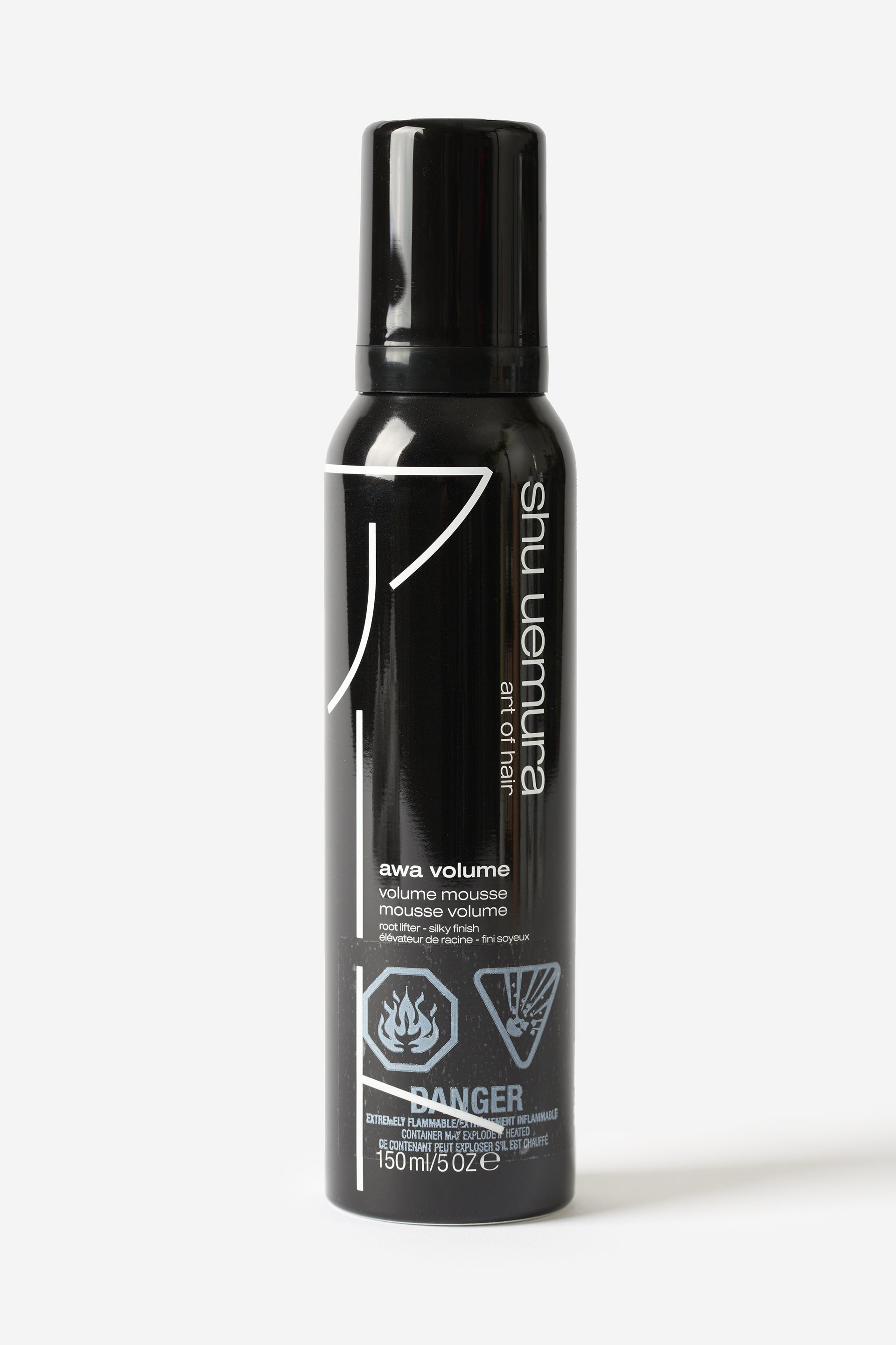 Un spray noir awa volume de Shu Uemura.