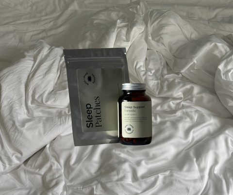 Les sleep patches et les suppléments Sleep Support Formula de chez Ross J Barr.