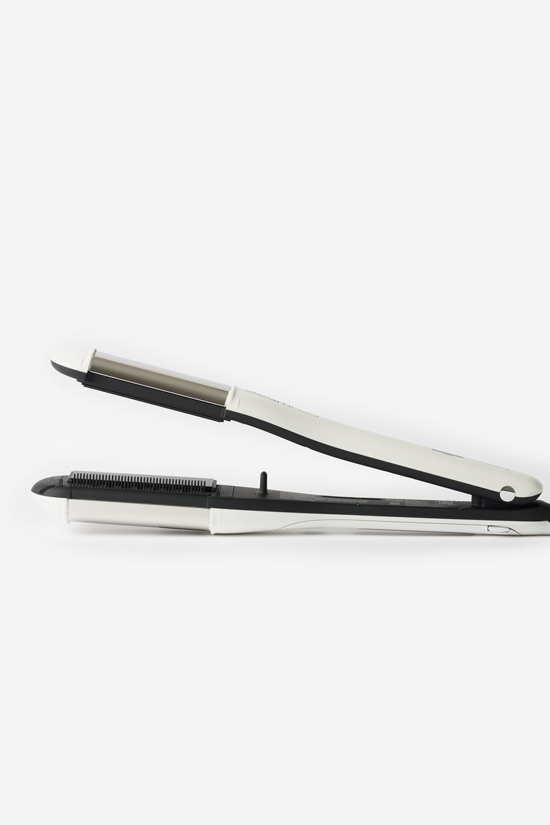 Le steampod 4 de L'Oréal Professionnel est de couleur blanche et noire.